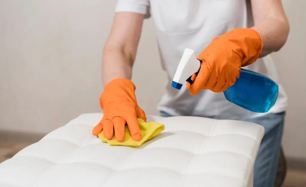Détacher un matelas : les produits naturels qui font des miracles !